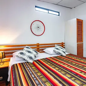 https://la-k-leta-guest-house.puertoayorahotels.com